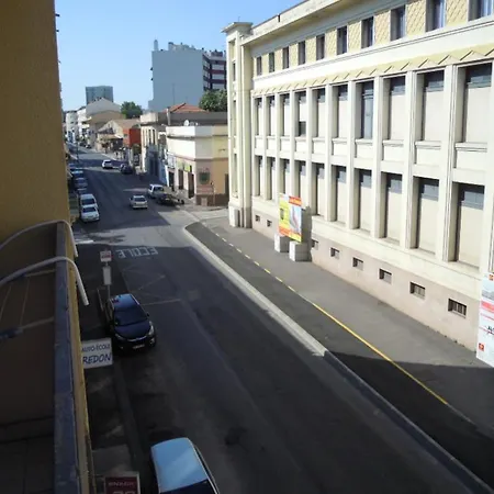 Parking Dhuoda * 尼姆