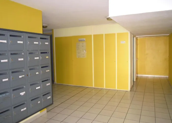 Parking Dhuoda Apartment Nîmes